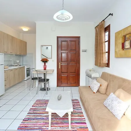 בית נופש White Maisonette *