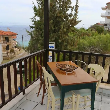White Maisonette Holiday home