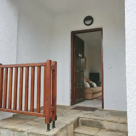 White Maisonette Holiday home Afytos