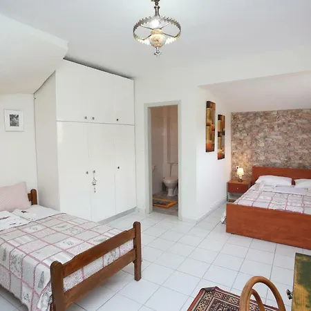 White Maisonette Afytos