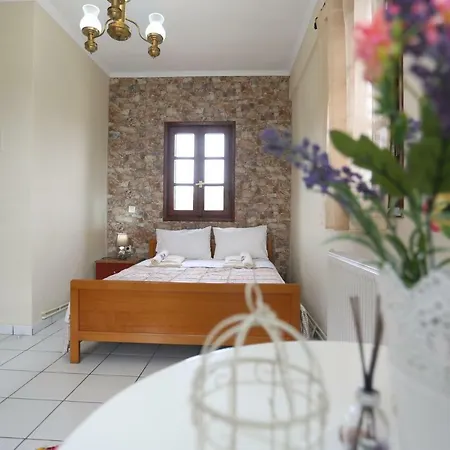 White Maisonette Holiday home Afytos